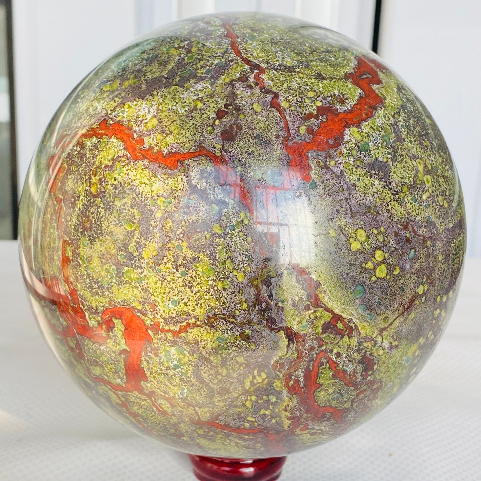 Natural dragon blood stone quartz sphere crystal ball reiki healing 4040G