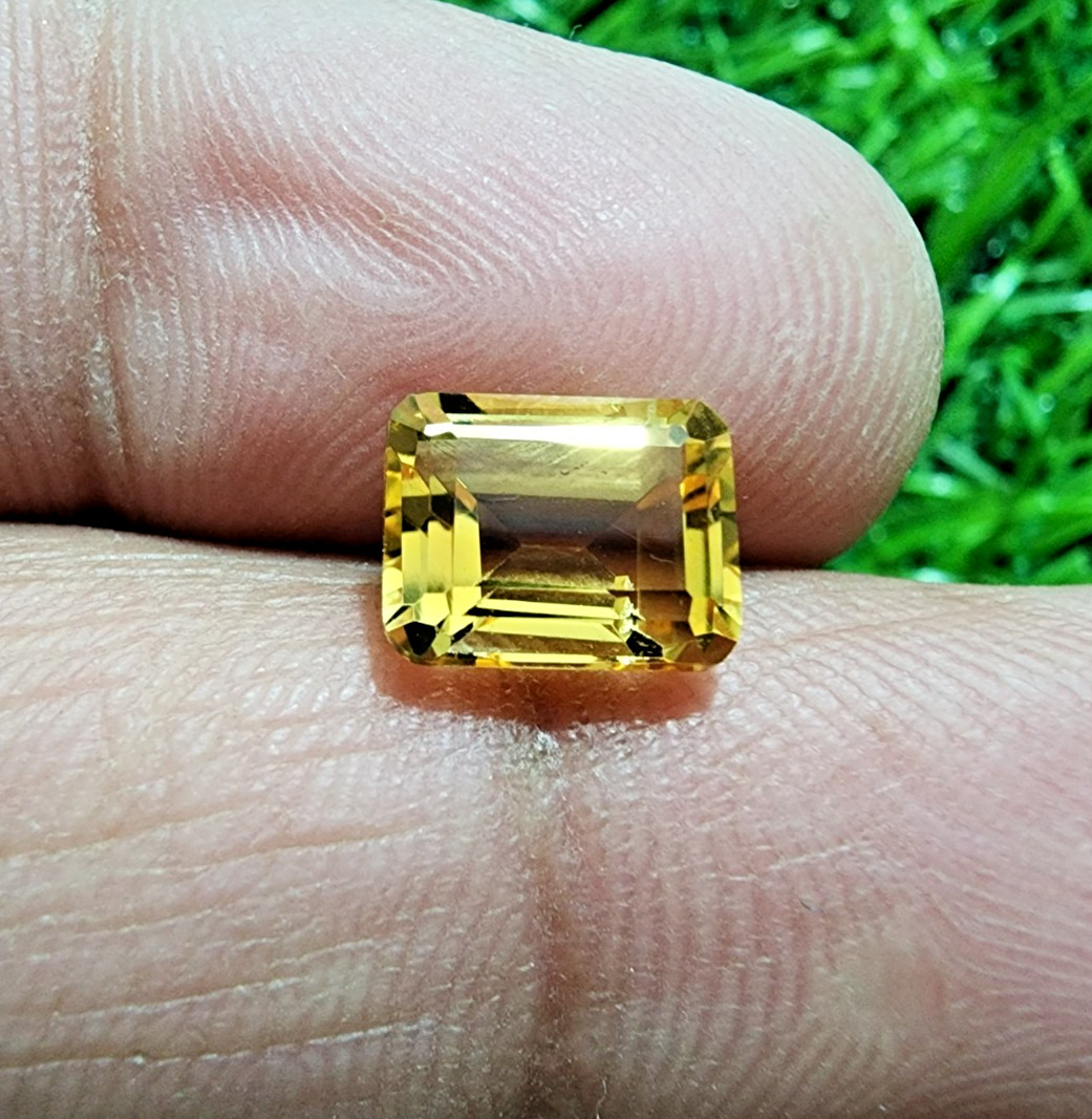 Glowing A+ Golden Citrine Topaz Loose Emerald Cut Gem 2.45 Ct Natural Faceted
