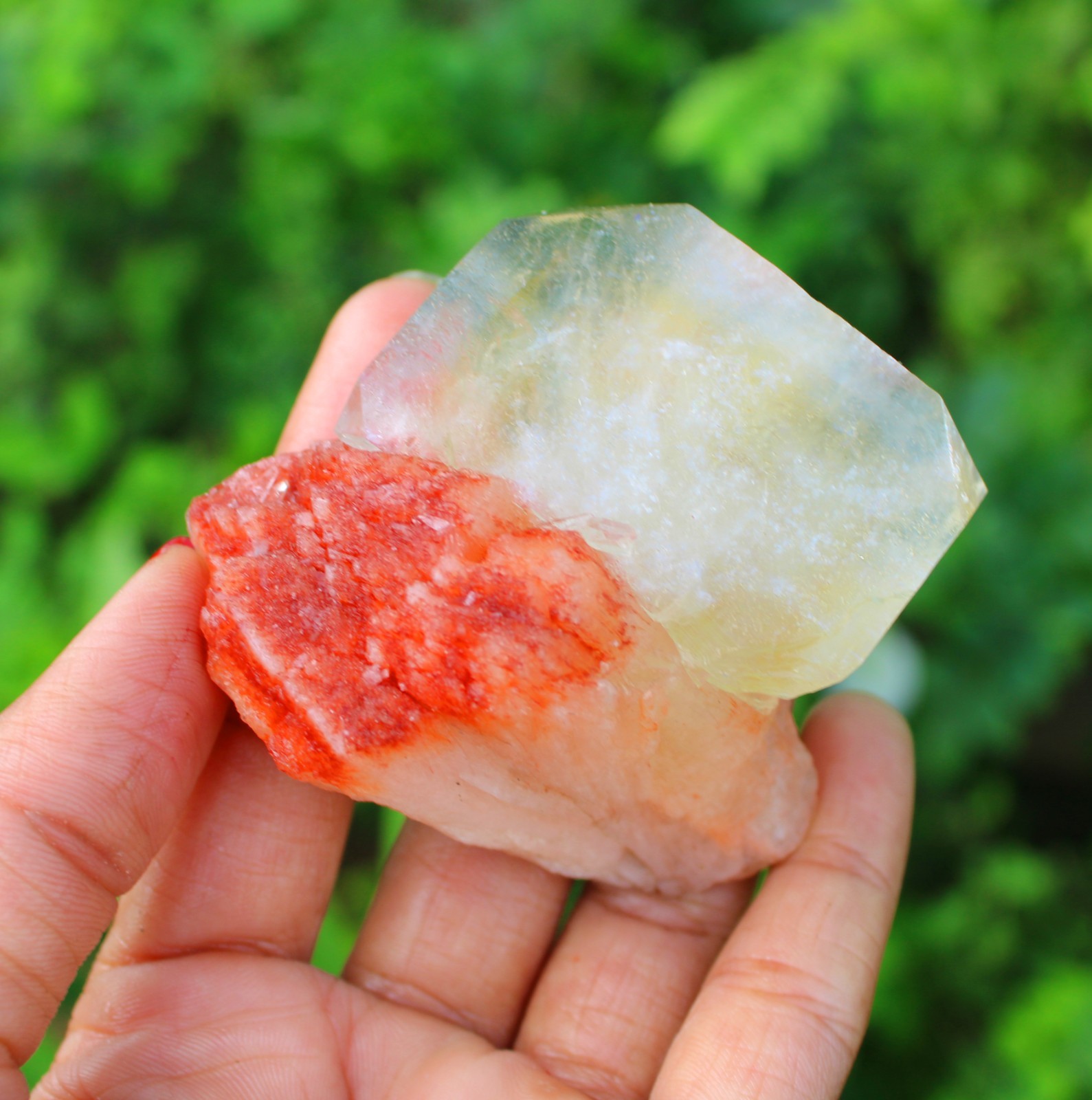 APOPHYLLITE CRYSTAL WITH STILBITE MINERAL SPECIMEN
