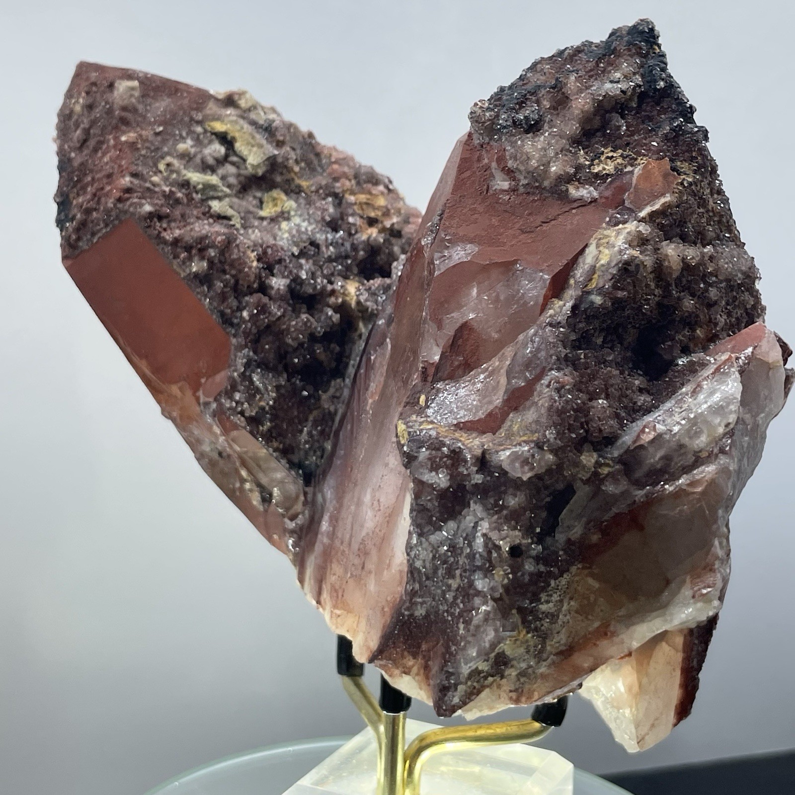 Crystal Red Hematite on Quartz Morocco 644g