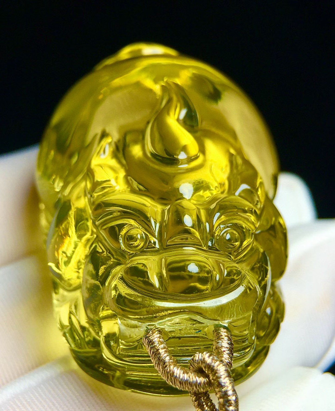 41.5*29.3*26mm A++ Natural Yellow Quartz Crystal Energy Pendant