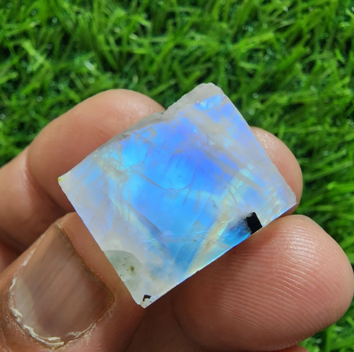 Beautiful Piece Rainbow Moonstone Raw 40 Crt Moonstone Rough Jewelry Making