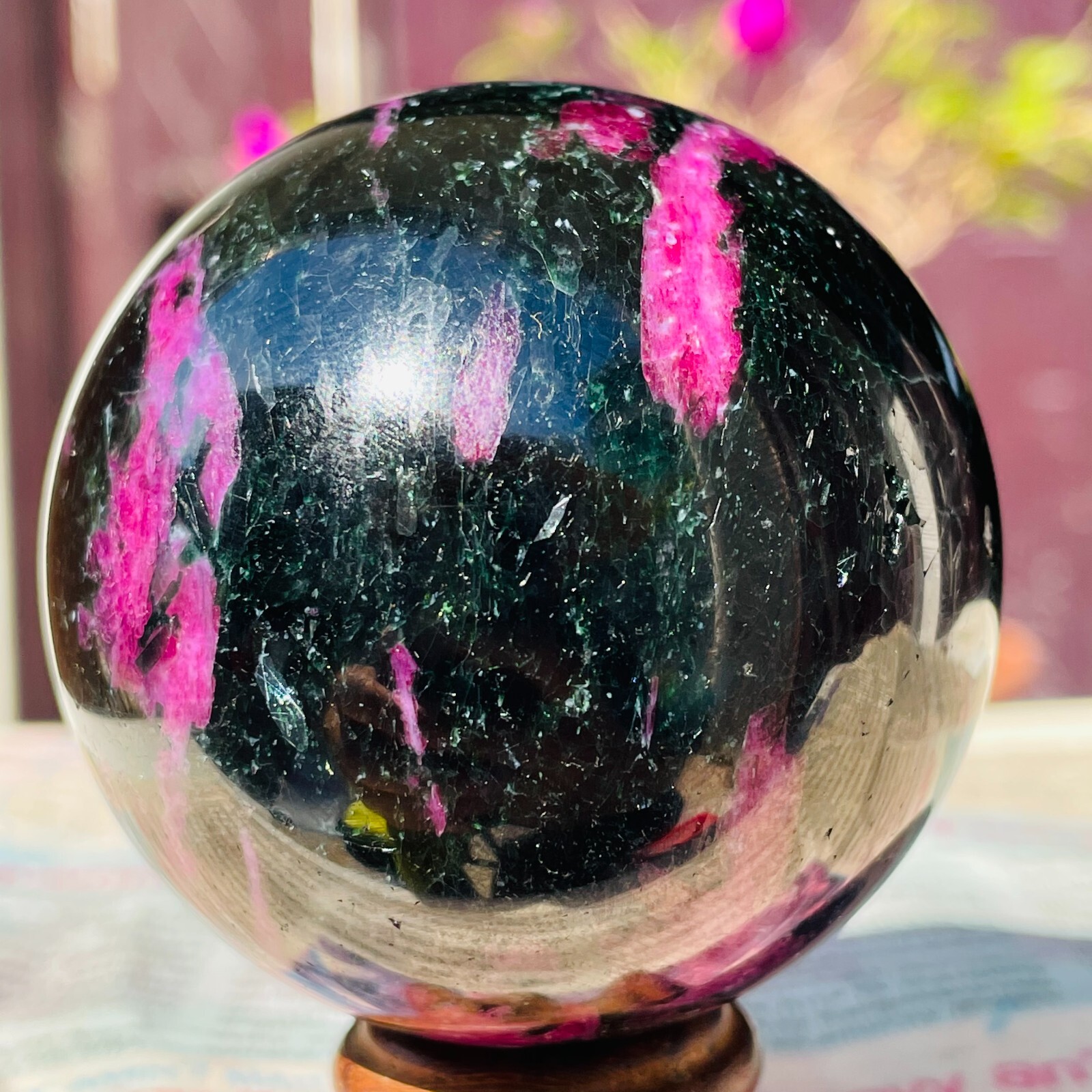 392g Natural Ruby Zoisite Quartz Crystal Gemstone Sphere Ball Specimen Healing