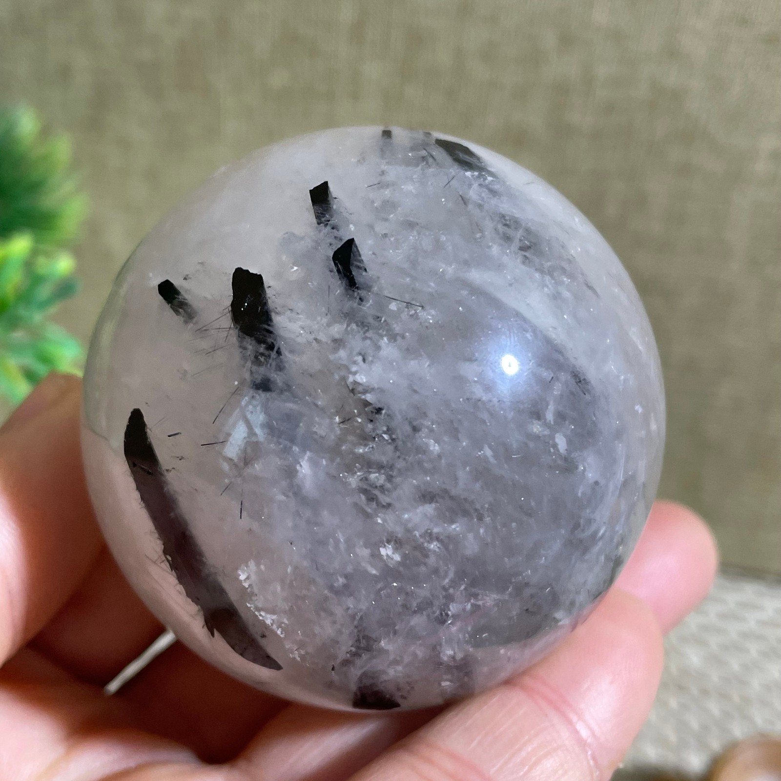 205g Electric stone hand polished ball spiritual decoration