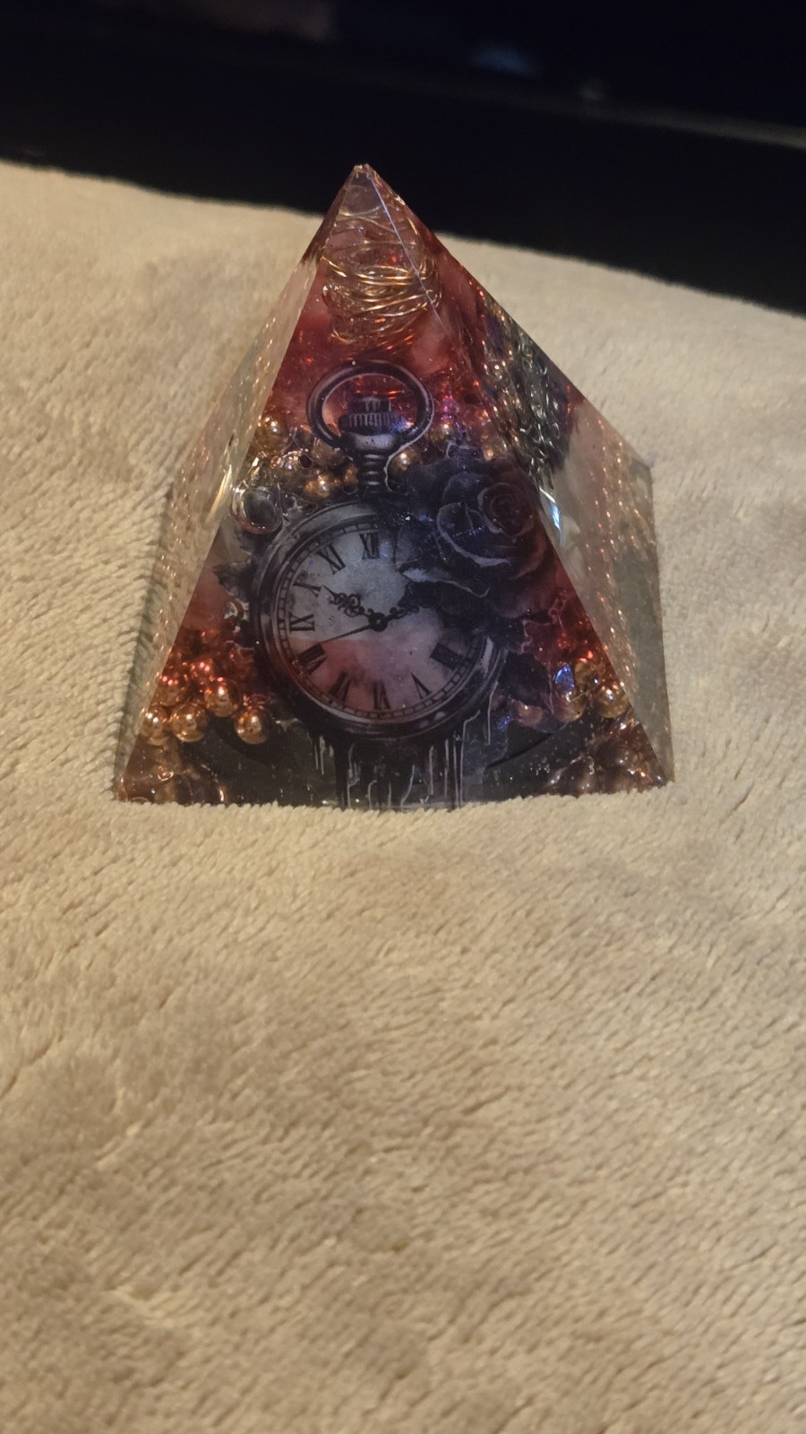 Dark Feminine Rose Quartz Orgonite Pyramid – 2.25″ Steampunk Gothic Decor