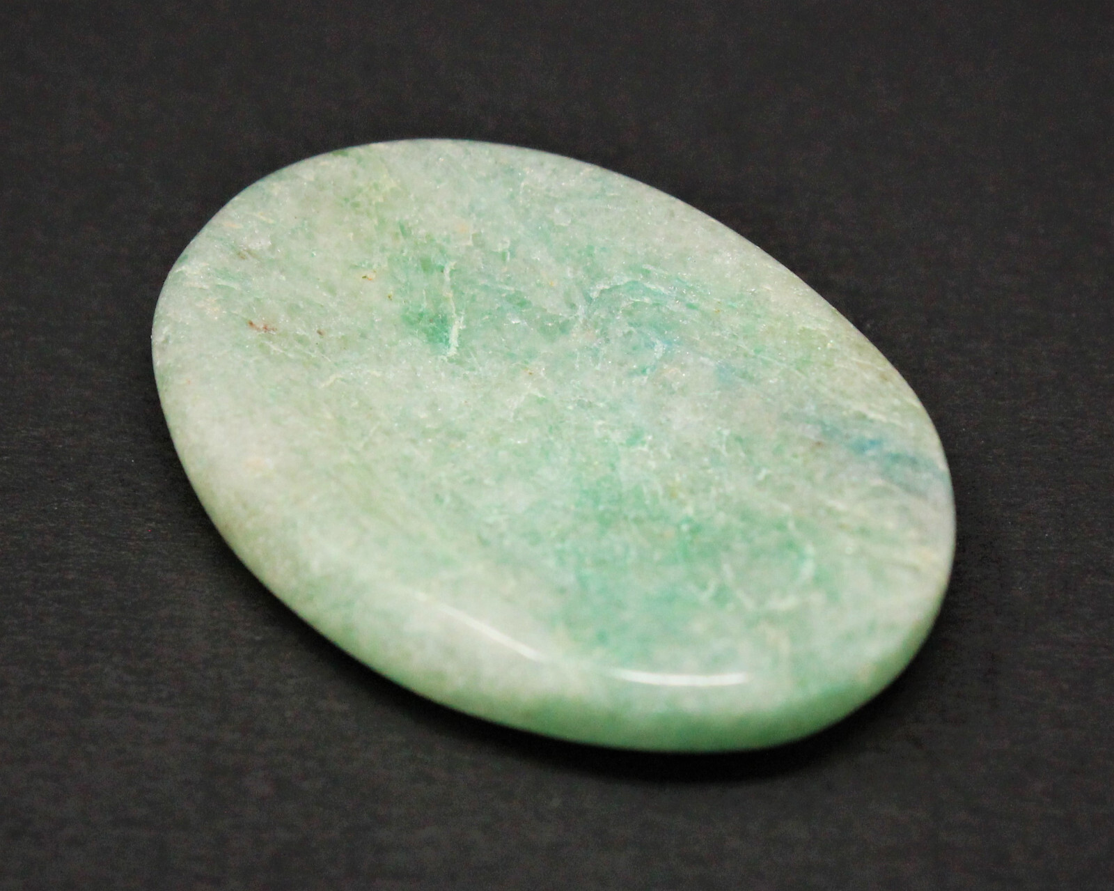 Green Aventurine Worry Stone (Smooth Polished Green Aventurine Palm Stone)