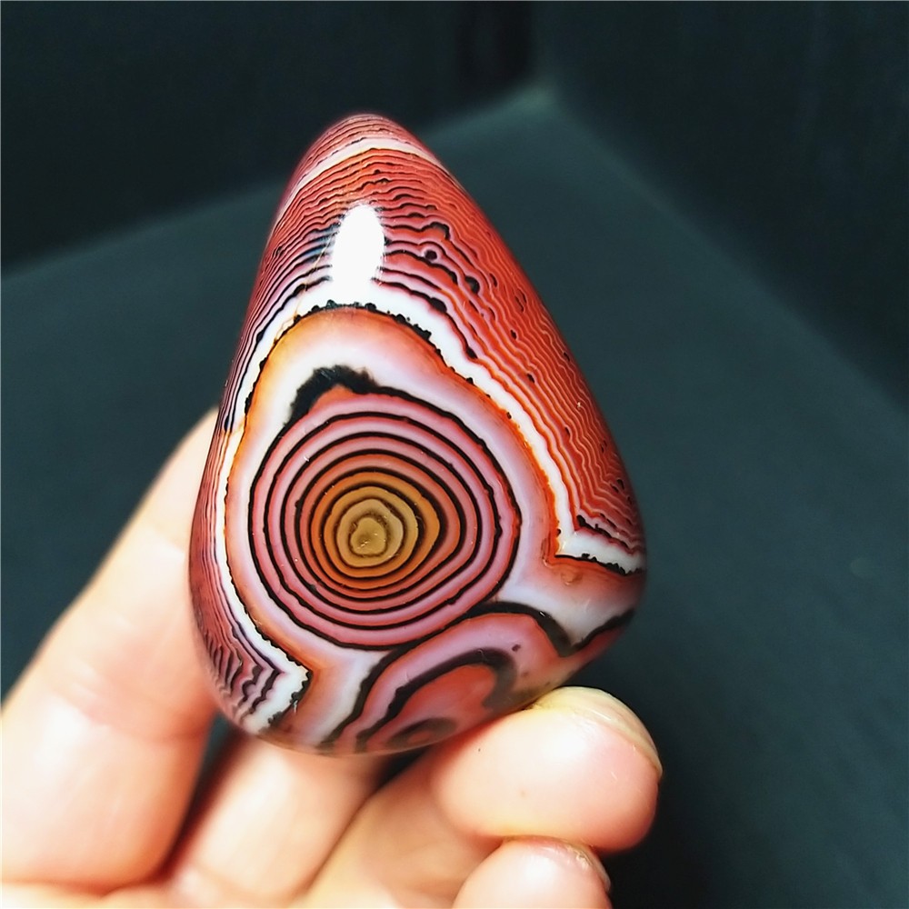 TOP 75.8G Natural Polished Silk Banded Lace Stone Madagascar C1243