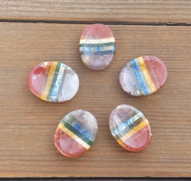 NATURAL 7 CHAKRA BONDED GEMSTONE WORRY STONE (ONE)