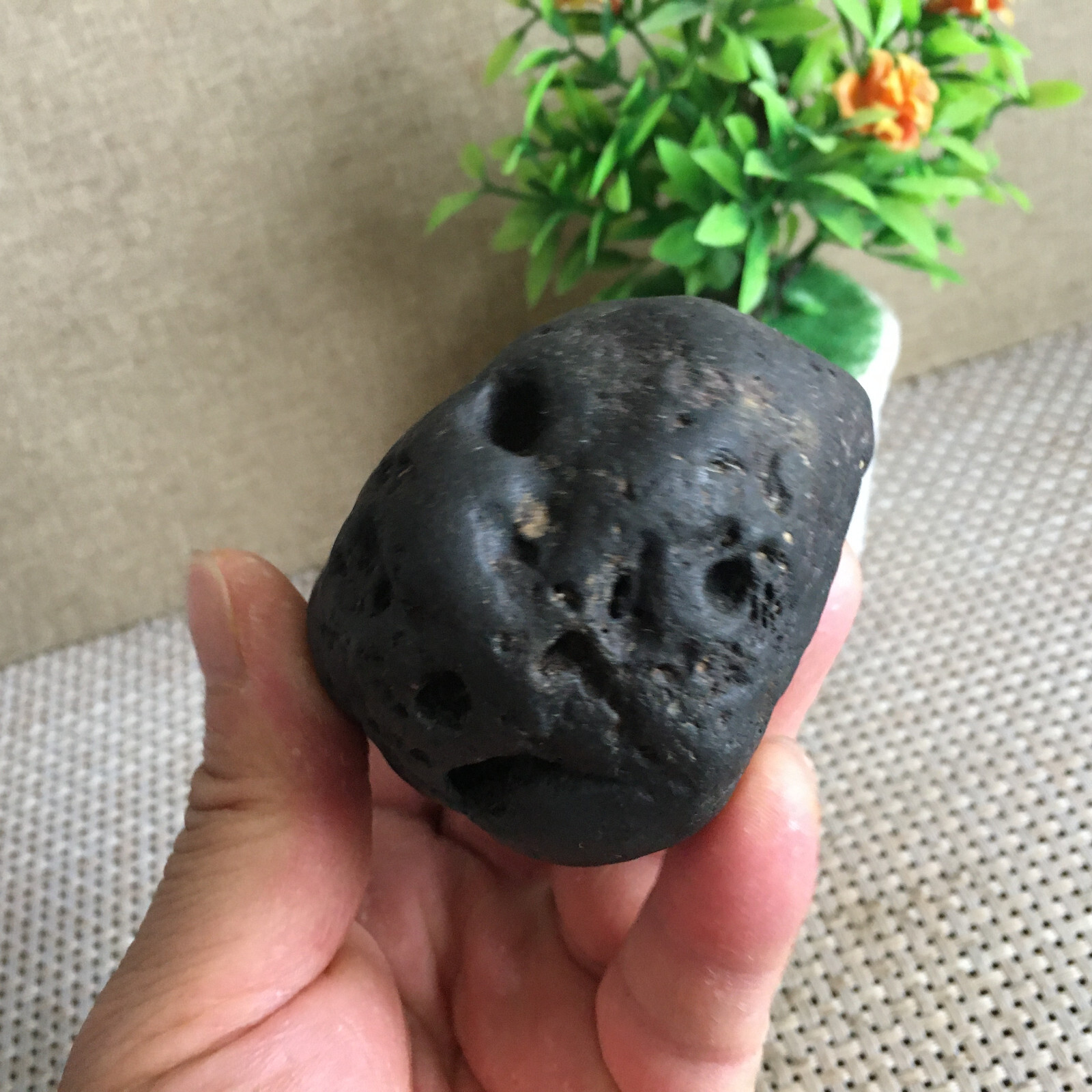 410g Natural Iron nickel Non-magnetic Meteorite Specimen from China