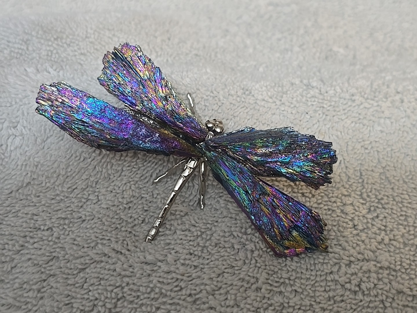 Aura Kyanite Dragonfly figurine 4″x2.25″ 43g