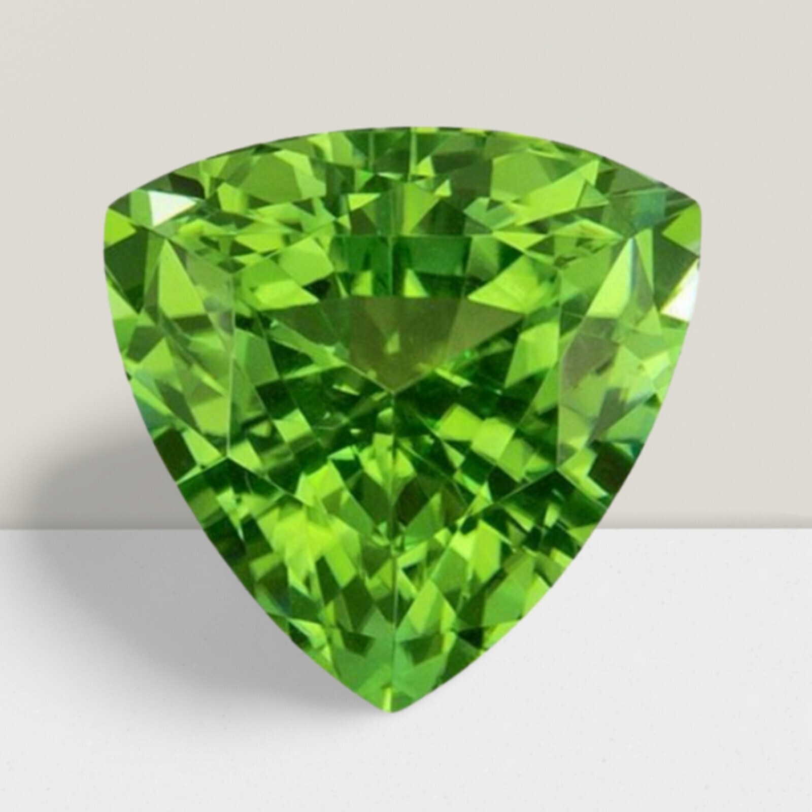 Green Tourmaline Trillion Cut Gemstone 5 Cts – 11 mm VVS Loose Gem