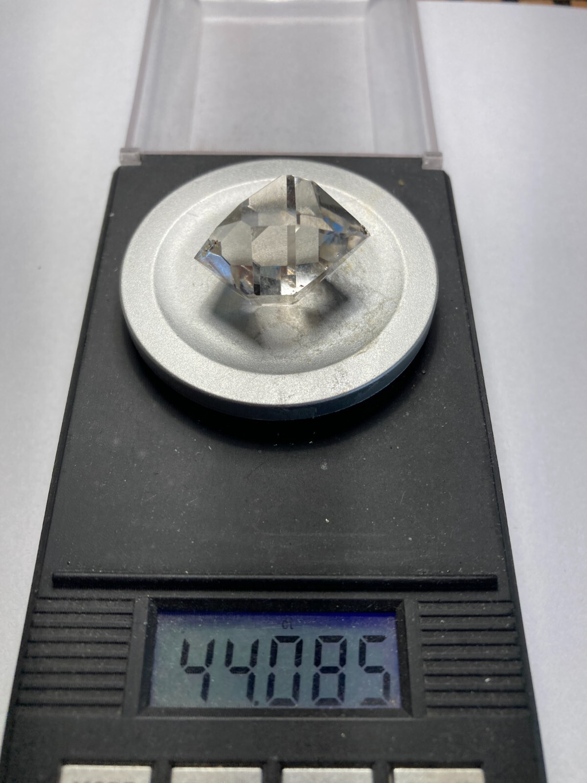 Herkimer NY AA + Diamond NEW TREASURE BOX 26mm x 21mm, 44.09 ct sec C4