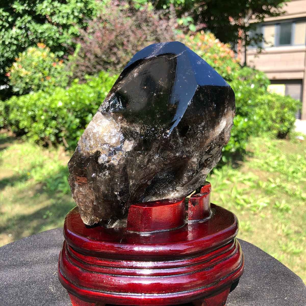 2030g Natural tea crystal specimen + pedestal MH2304