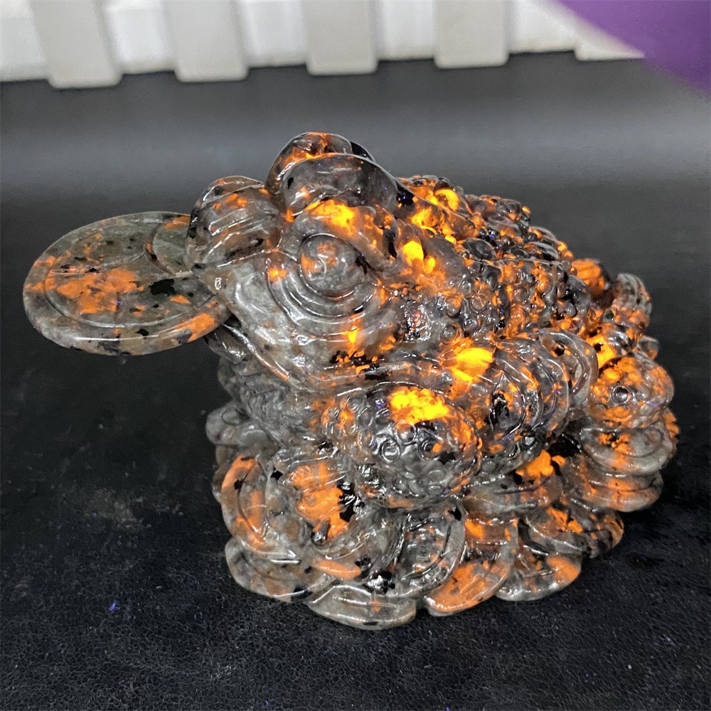 0.5LB 2.4″ Natural A+Yooperlite Golden Toad Statue Crystal Reiki Carving Decor