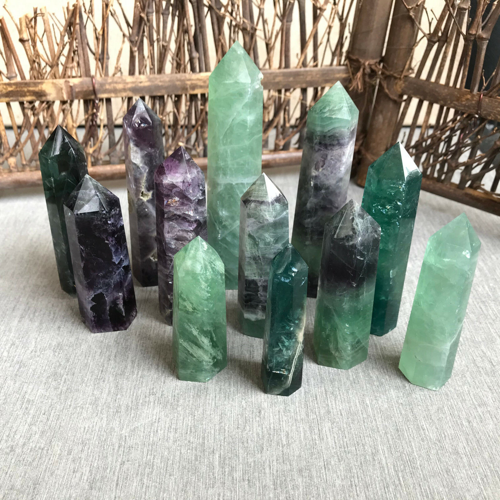 2.2LB natural fluorite quartz crystal obelisk wand point healing 55-100mm