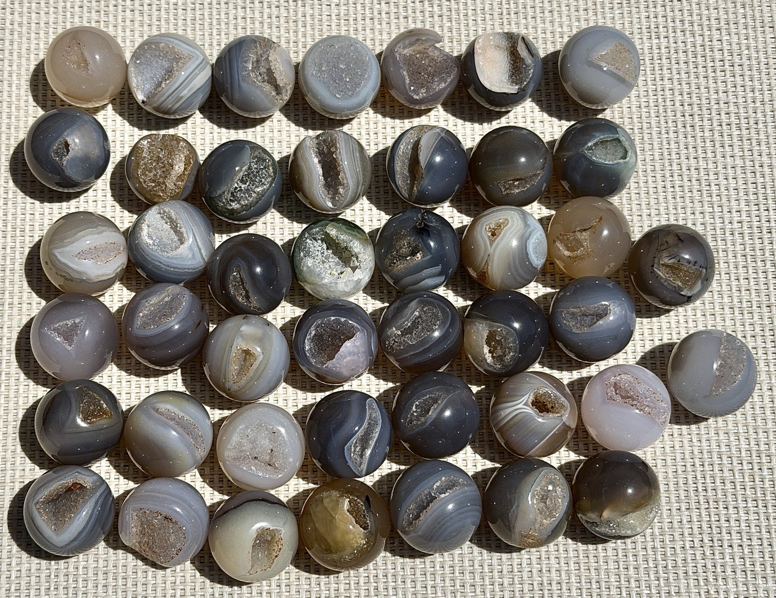 Wholesale Lot – 1 lb Natural Druzy Agate Sphere Crystal Balls Healing Energy