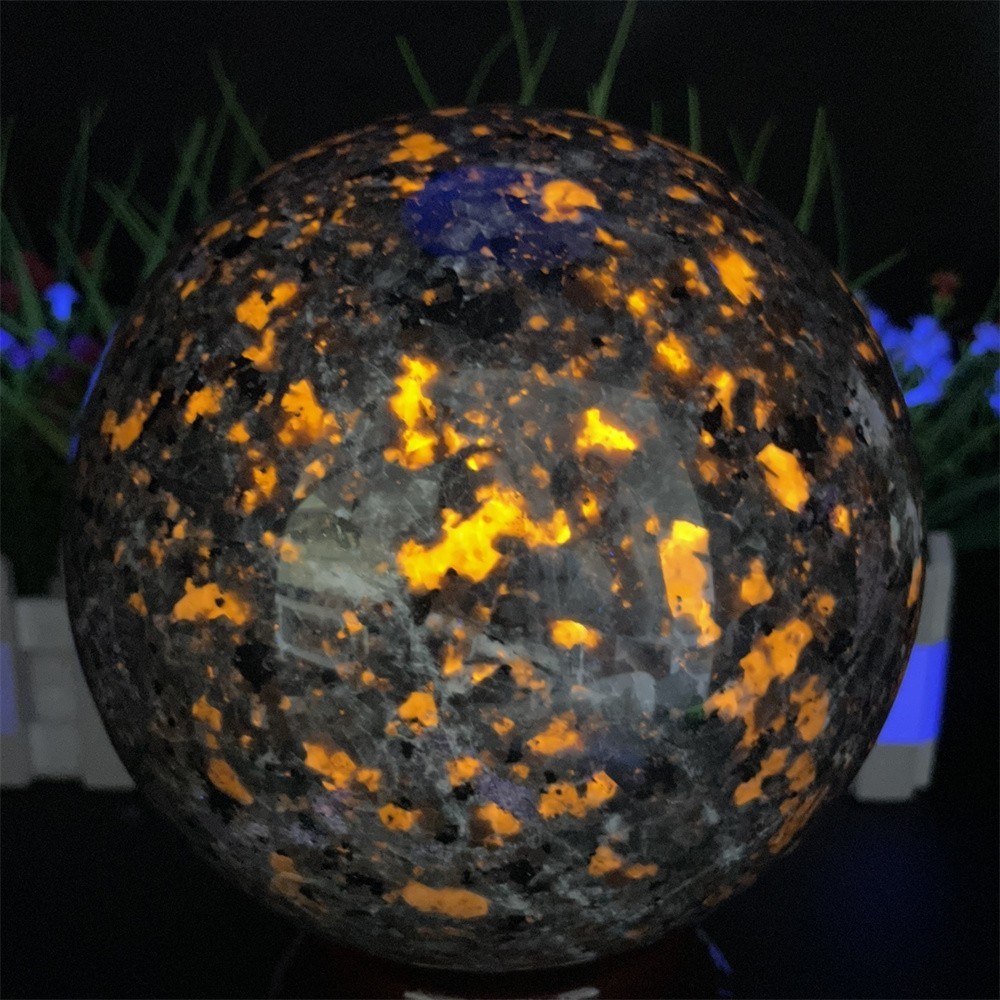 8.6LB 5.1″ Natural Yooperlite Sphere Ball Crystal Mineral UV Reiki Healing