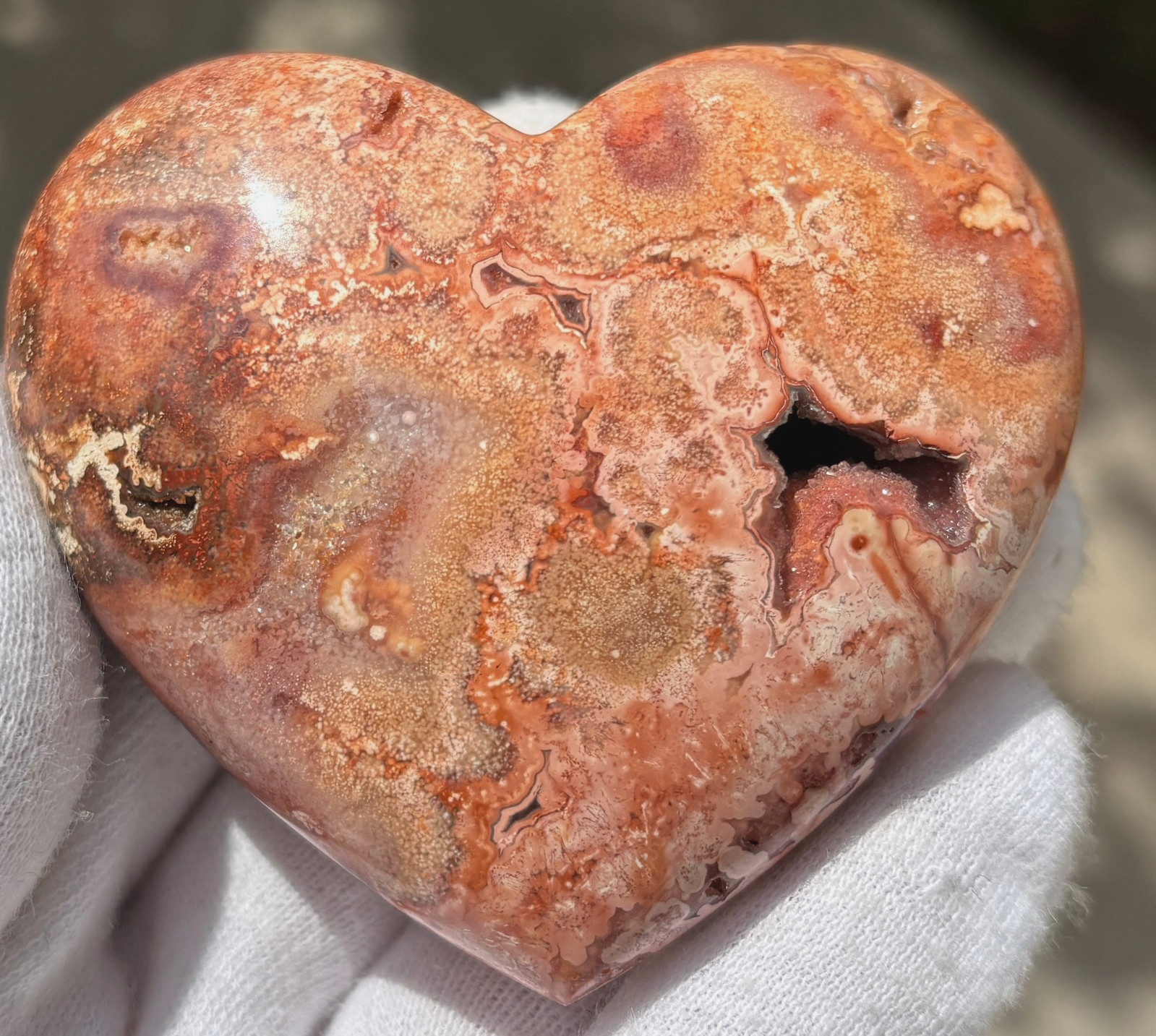USA SALE 112g 2.6″ RED CRAZY LACE AGATE HEART PALMSTONE PALM STONE DRUZY VUG