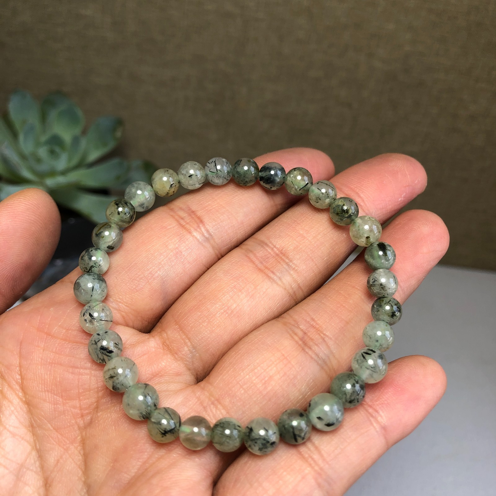 2Pcs Wholesal Prehnite bracelets Crystal ball sphere facet 6mm