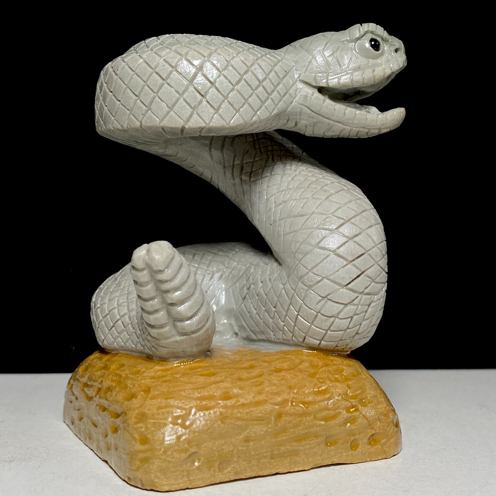 Natural Crystal Quartz Mineral Specimen Songhua Stone Handcarved Rattlesnake