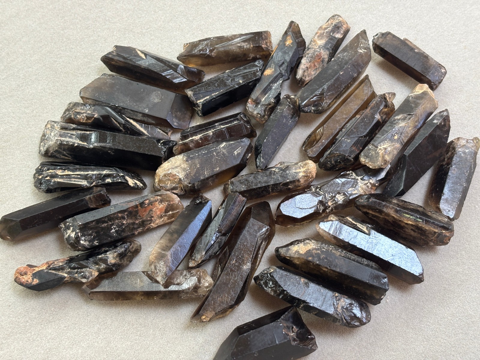 1/2LB Dark Smokey Morion Quartz Rough Black Smoky Crystal Terminated Points