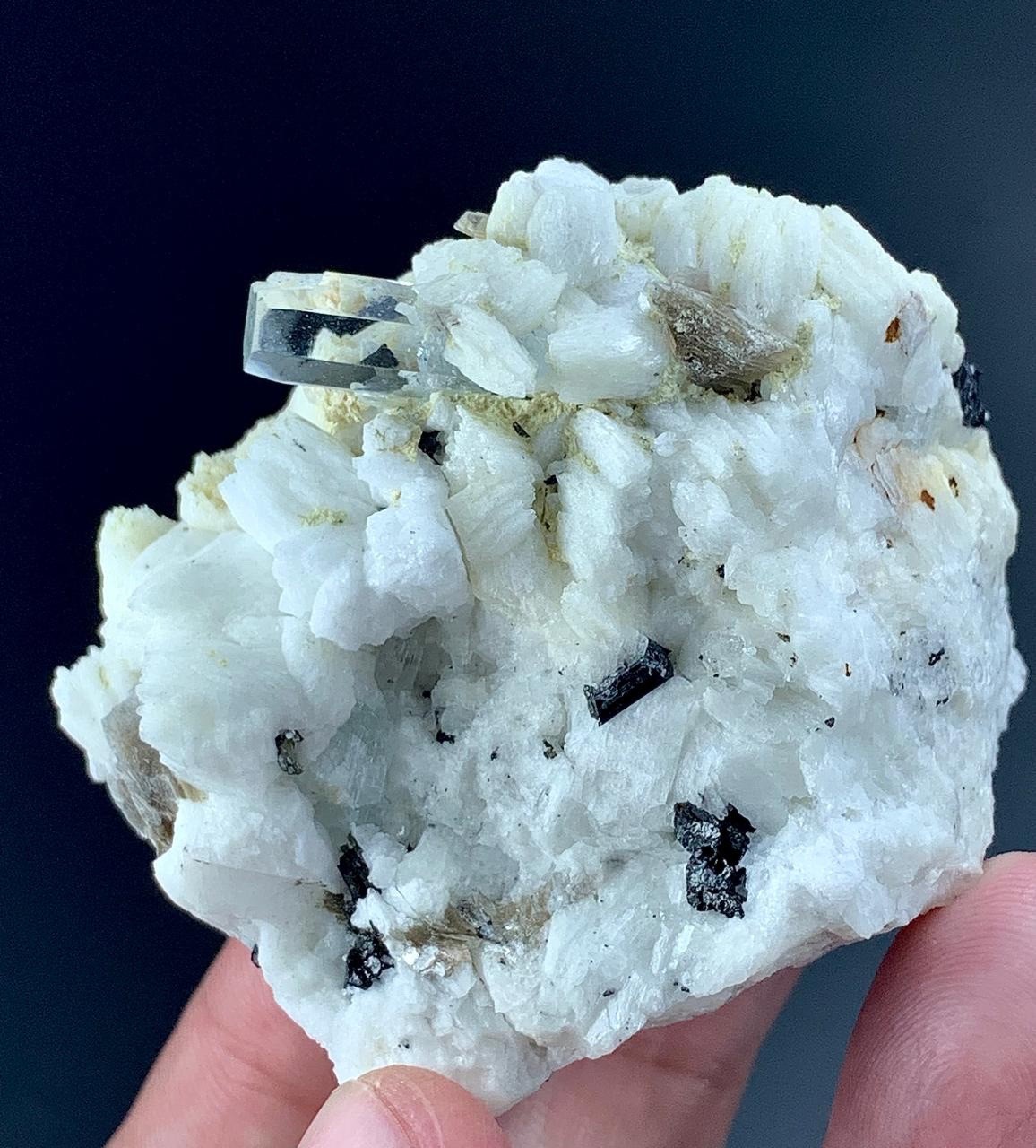556 Carat Aquamarine With Feldspar Crystal Specimen From Pakistan