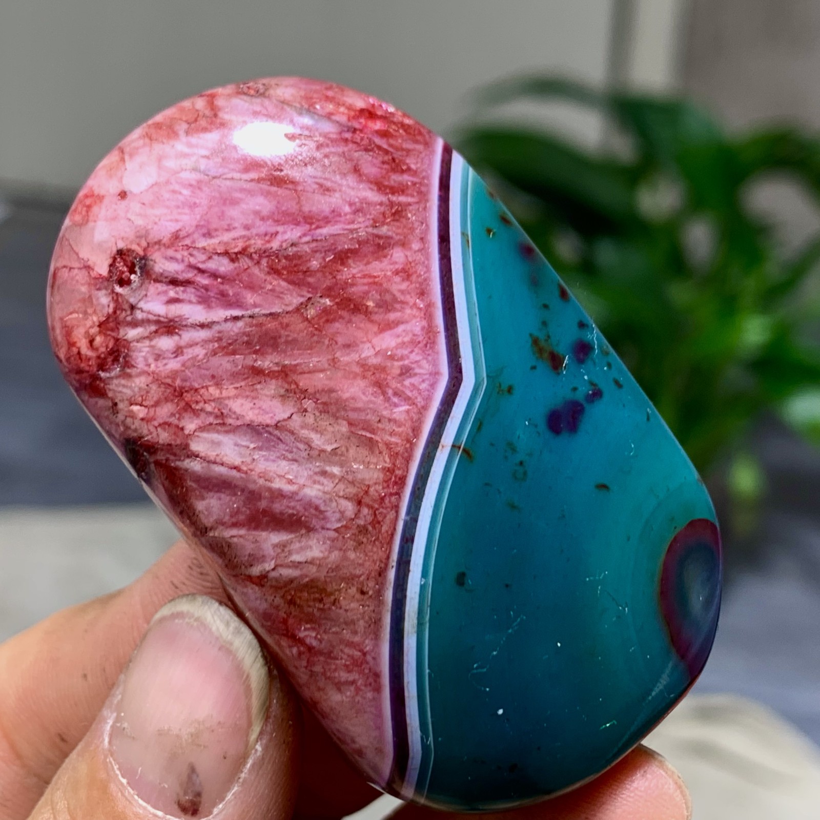84G Natural colorful agate stripe Crystal mineral oval-shaped form
