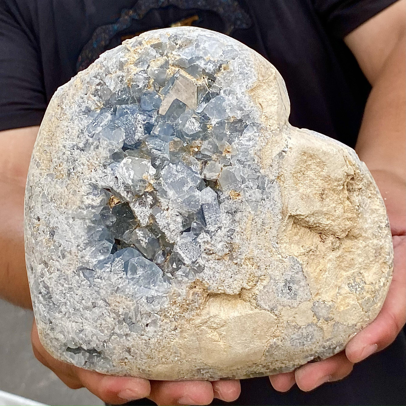 9.46LB Natural blue crystal cave heart-shaped original ore restoration