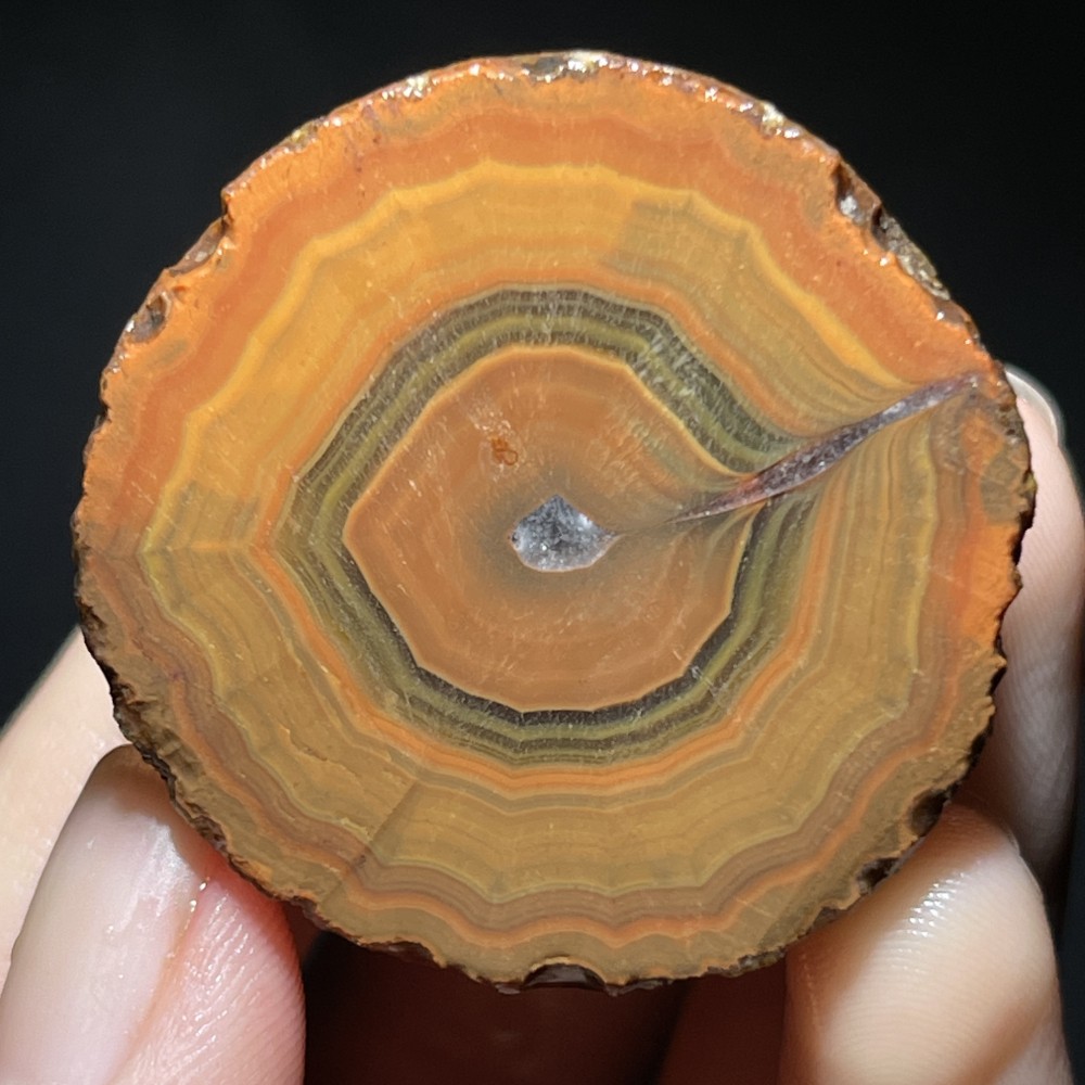 Half Rough Agate ore crystal Achat Nodule Chinese bloody battle Agate 35g D735