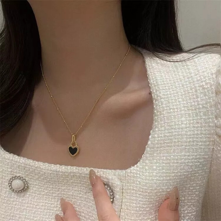 Fashion Jewelry Gold Black Heart Cubic Zircon Pendant Necklace 1PC
