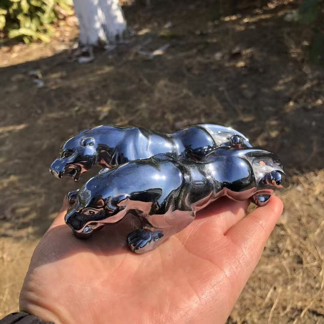 1pc Natural hematite Quartz Leopard Skull Carved Crystal Skull Healing decor