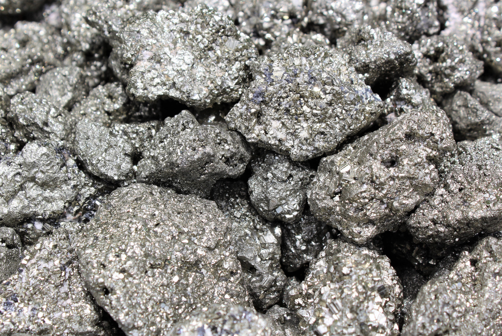 1 lb Wholesale Bulk Lot Rough Natural Pyrite Chispa 16 oz (Fool’s Gold)