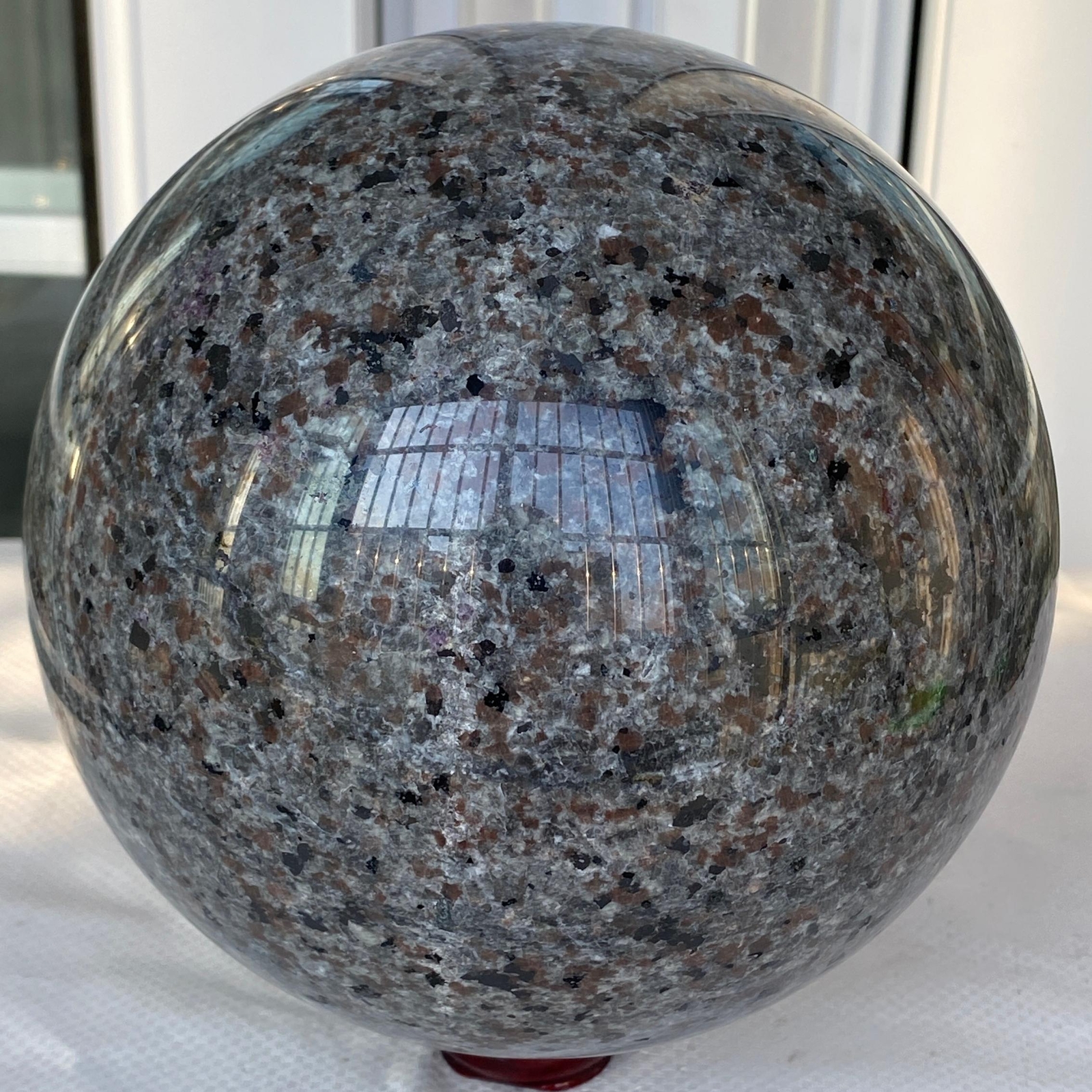 Natural Flame’s stone Sphere crystal ball reiki healing 5660G UV Reactivecrystal