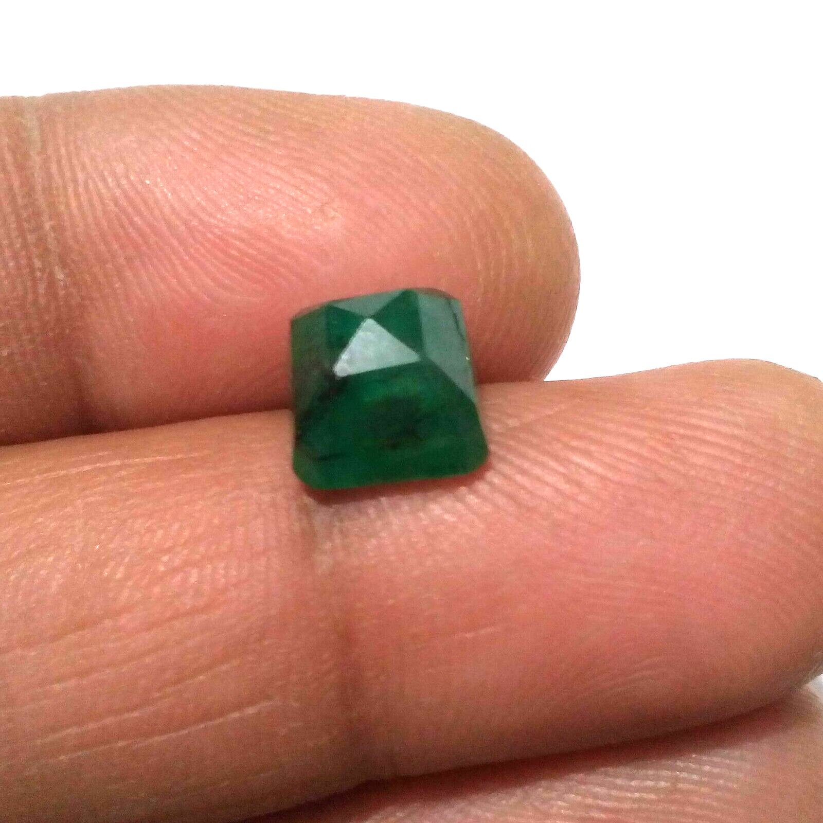 Top Quality Zambian Emerald Faceted Emerald 4 Crt Gorgeous Green Loose Gemstone