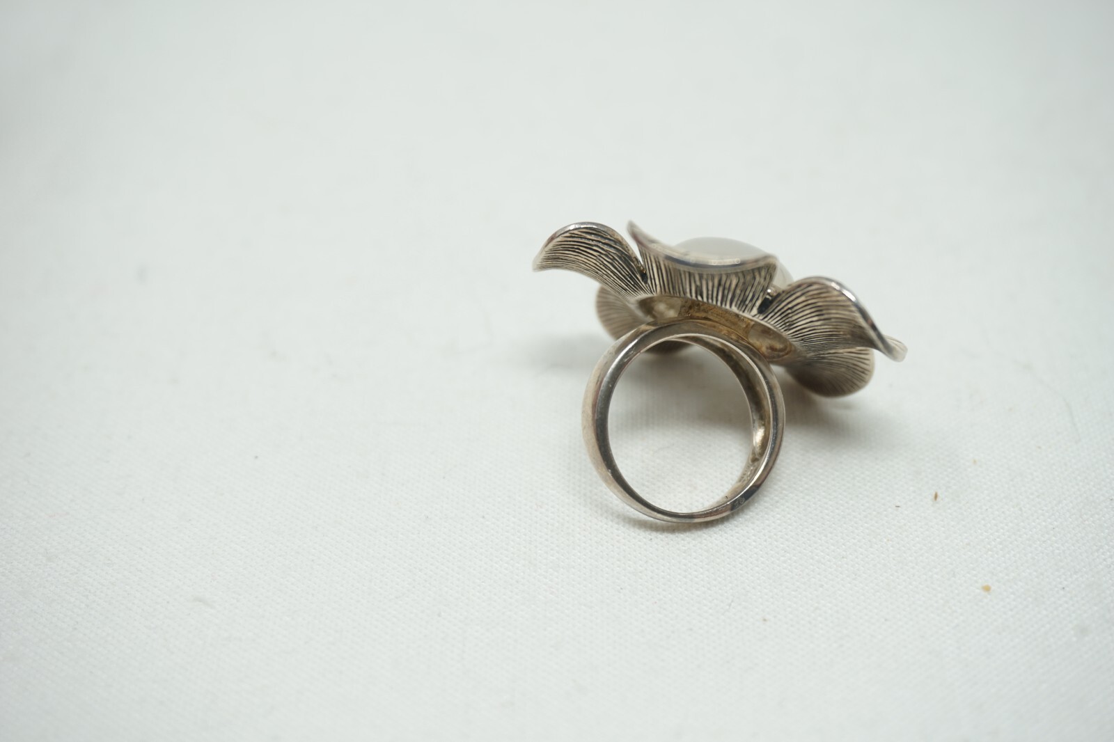 Sterling Sliver Natural Opal Quartz Crystal Agate Round Flower Petal Ring Size 6
