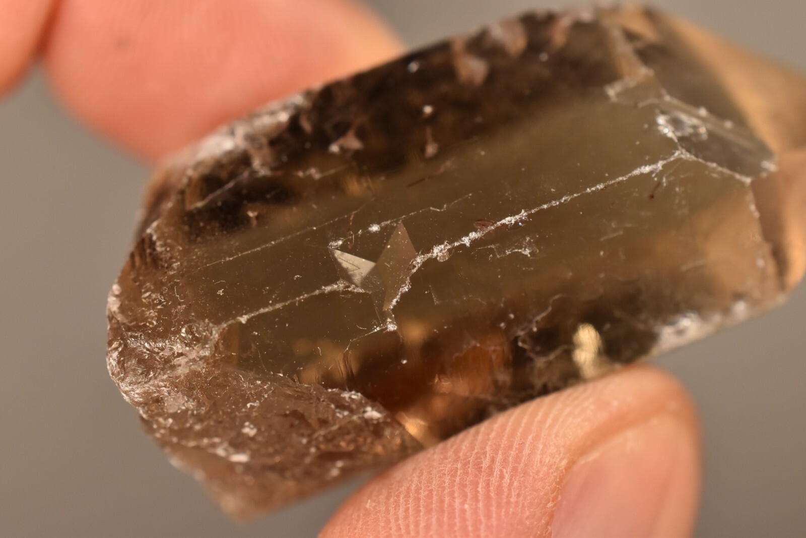 *SMOKEY QUARTZ* Crystal 4.8cm 37.7g Natural Smoky Healing Crystal, Endurance