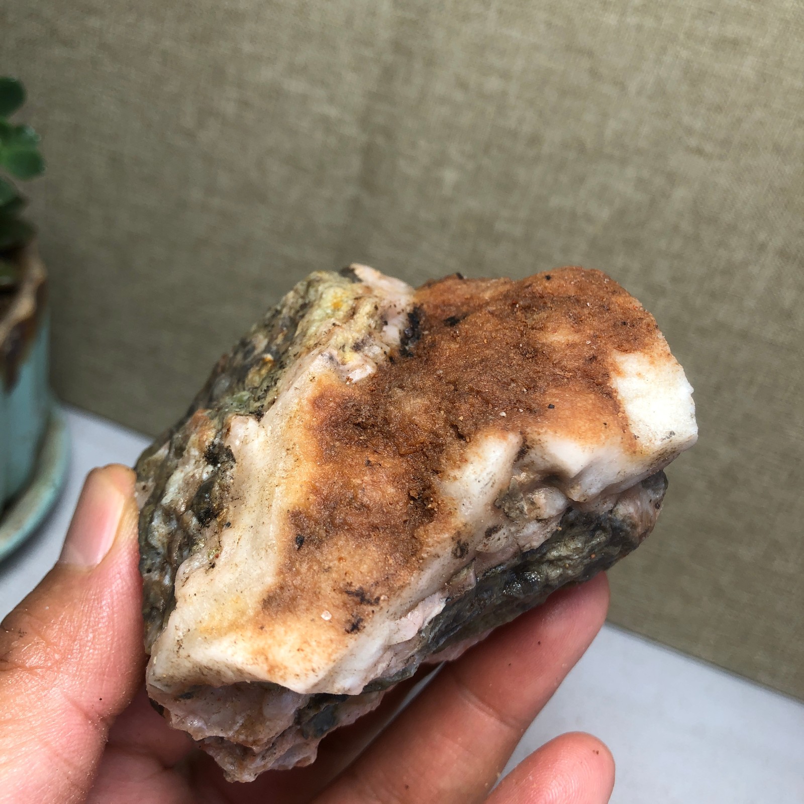 Natural Indonesian Bloodstone agate Crystal rough original Specimen 205g A4677