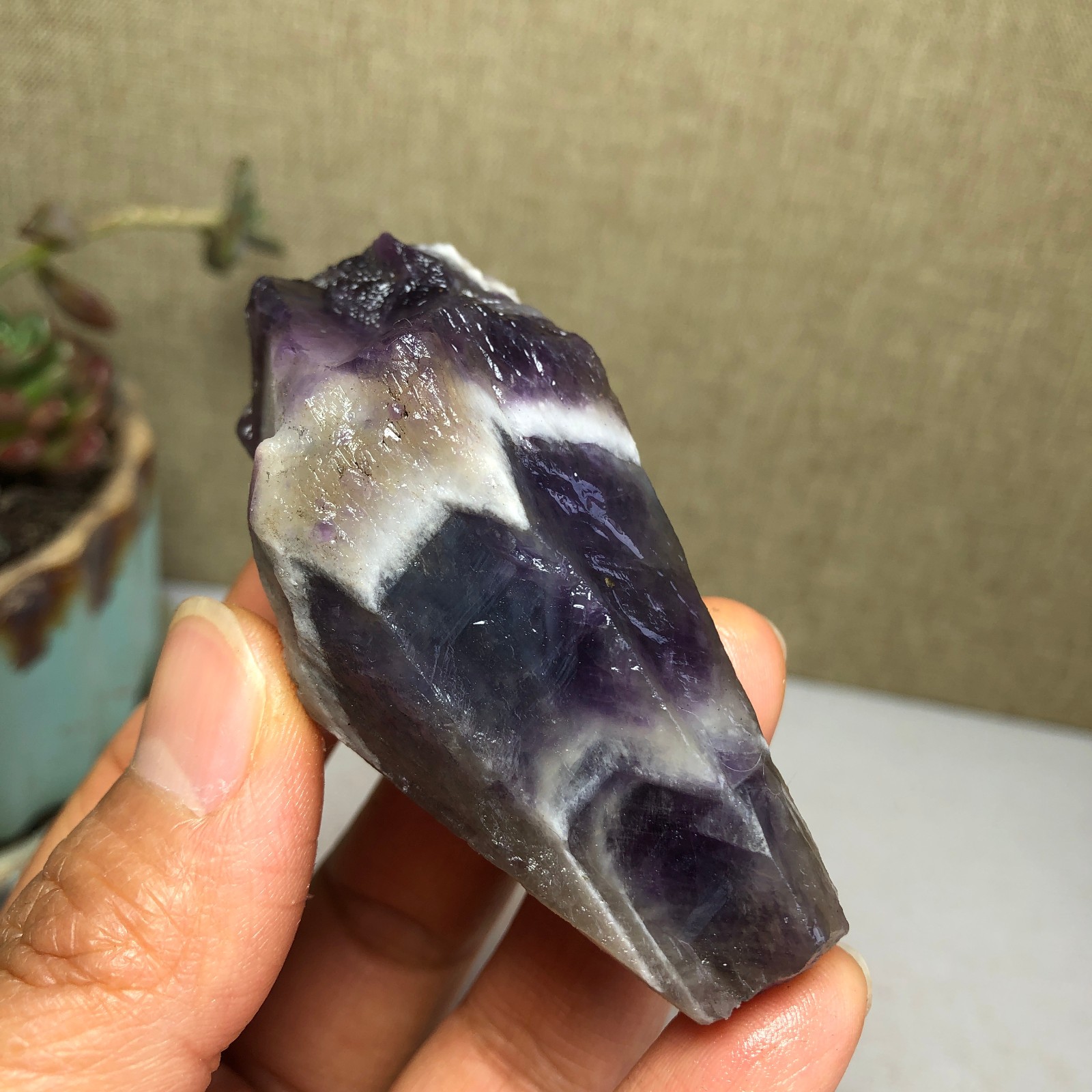68mm Natural Dream Amethyst gemstone rough Crystal uncut specimens 66g A3822