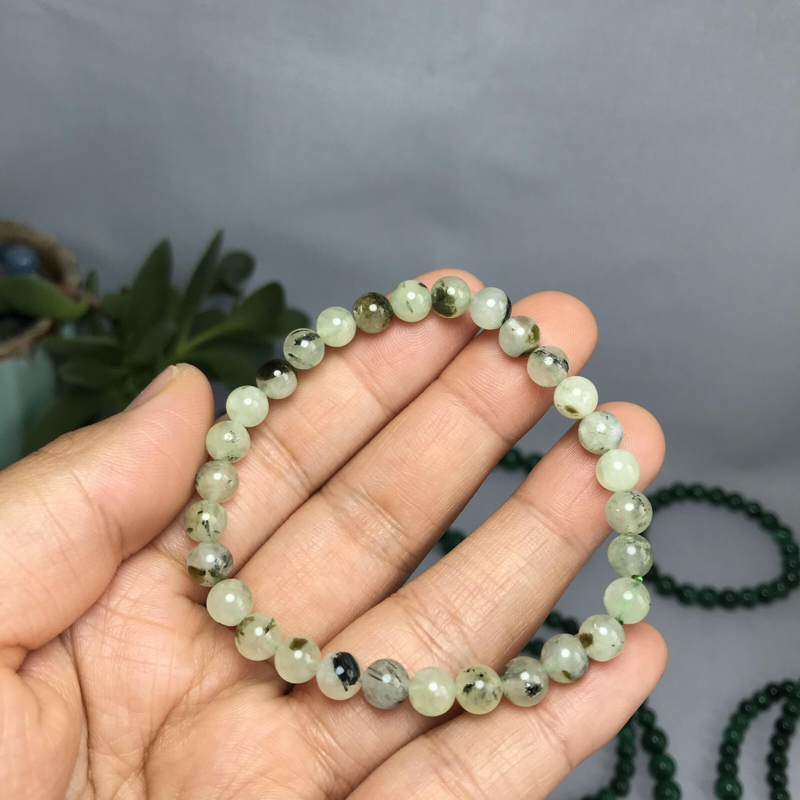6mm Natural Polish Clear Grape stone bracelets Crystal ball sphere Specimen