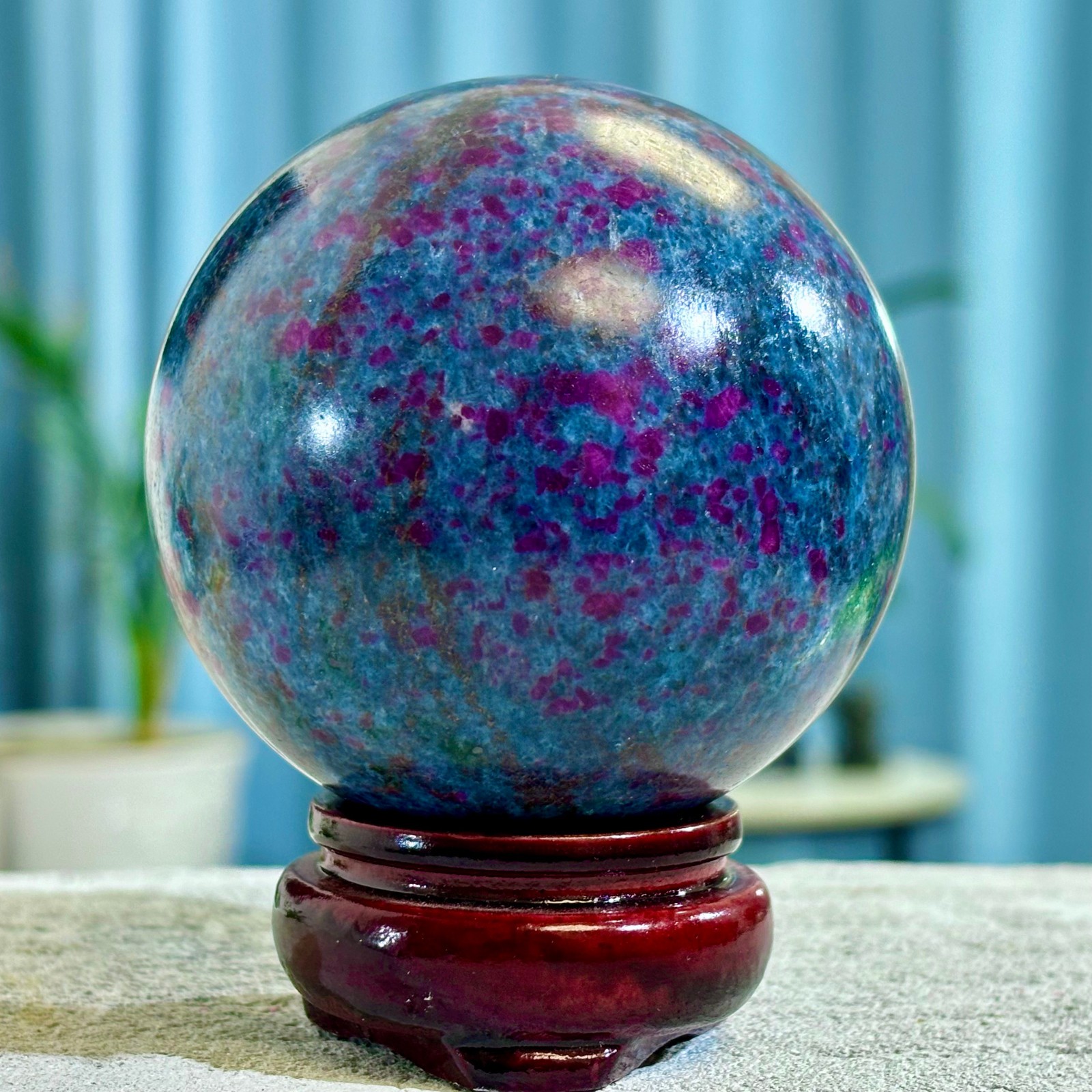 1.55LB Natural Blue Sapphire And Ruby Sphere Fluorescent Glow Under UV Light