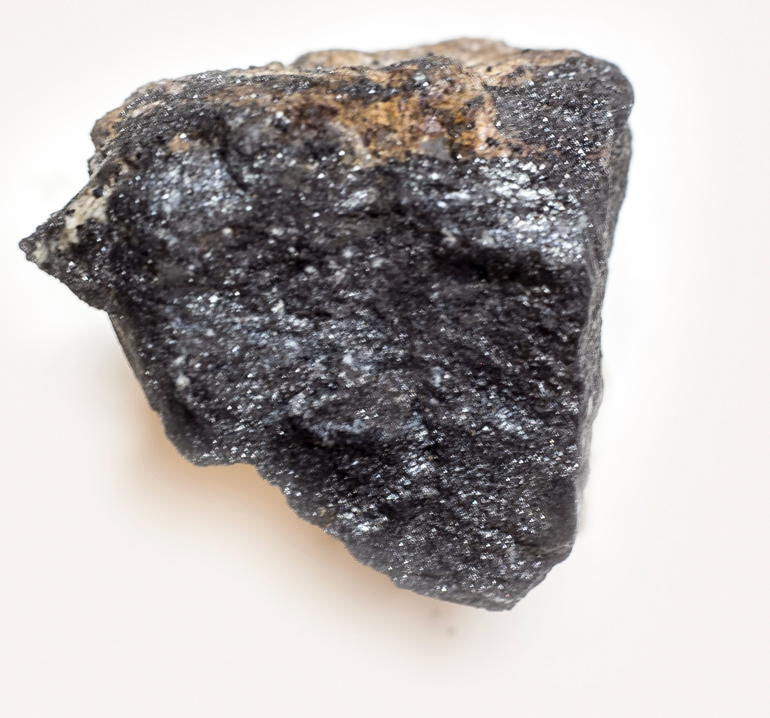Braunite: Tirodi Mines, Madhya, Pradesh, india