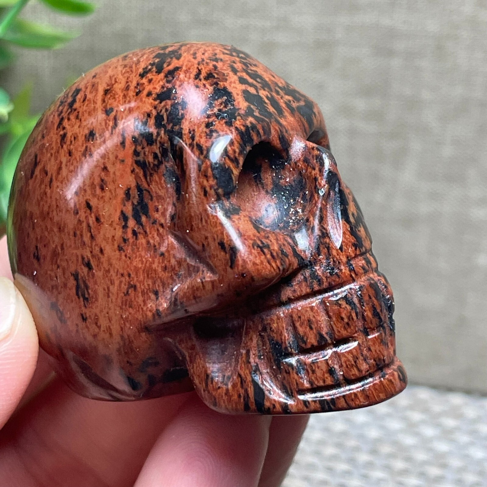 Carved stone Human Skull Head decoration Specimens 80g E3