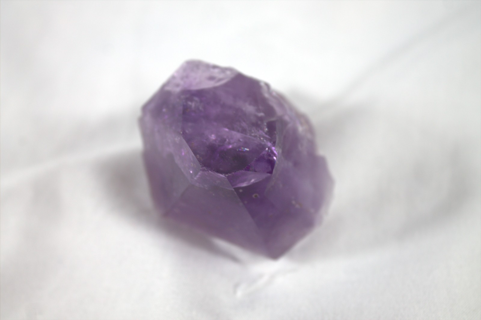 Amethyst Crystal Point 113.6 grams Great Display Specimen gems stones