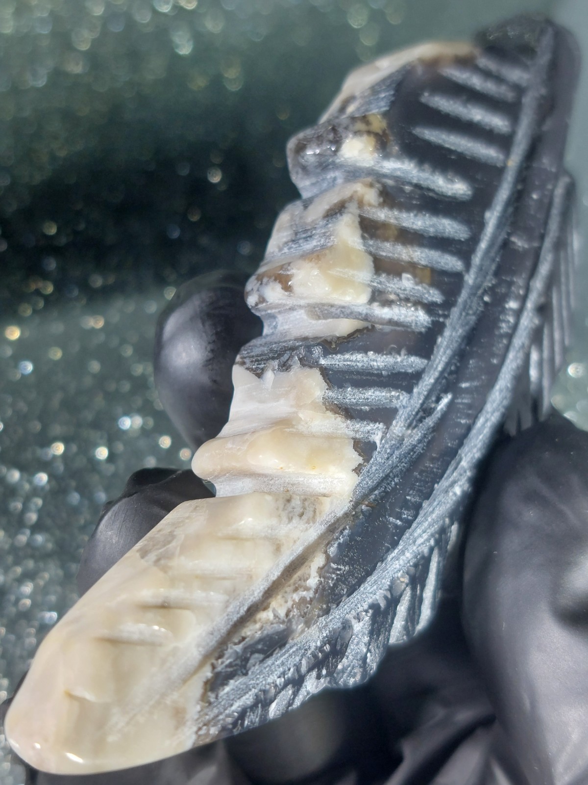 Volcano Agate Feather 78.6g 9.8cm w/ Stand – Grounding Stone (UV Reactive)
