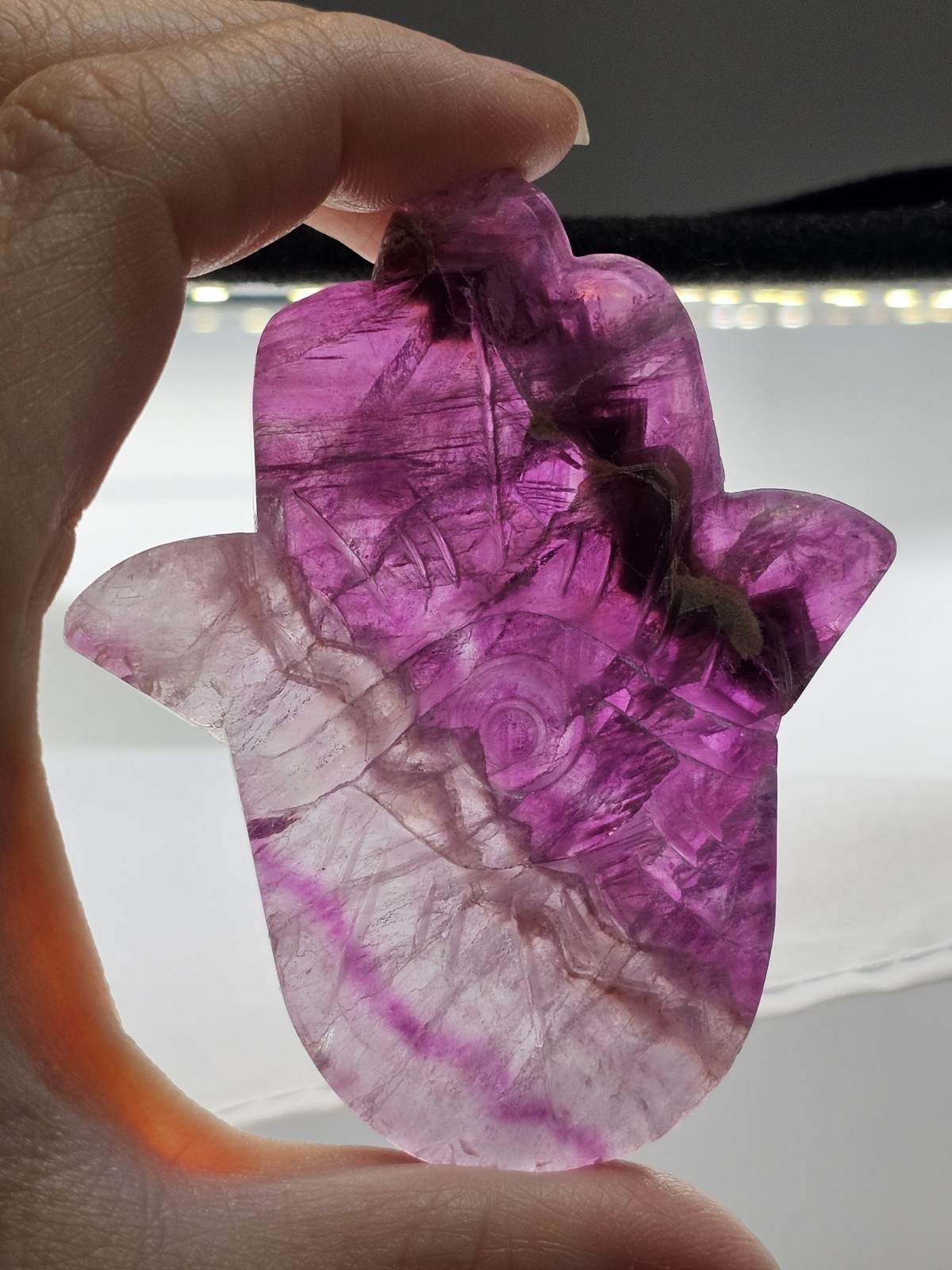 Purple Rainbow Fluorite Hamsa Hand crystal Carving 7.8cm 91g