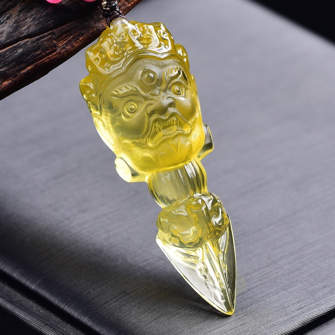 Natural Citrine Quartz Crystal 50mm Carved Pendant Skull Healing Decor AAAAA+