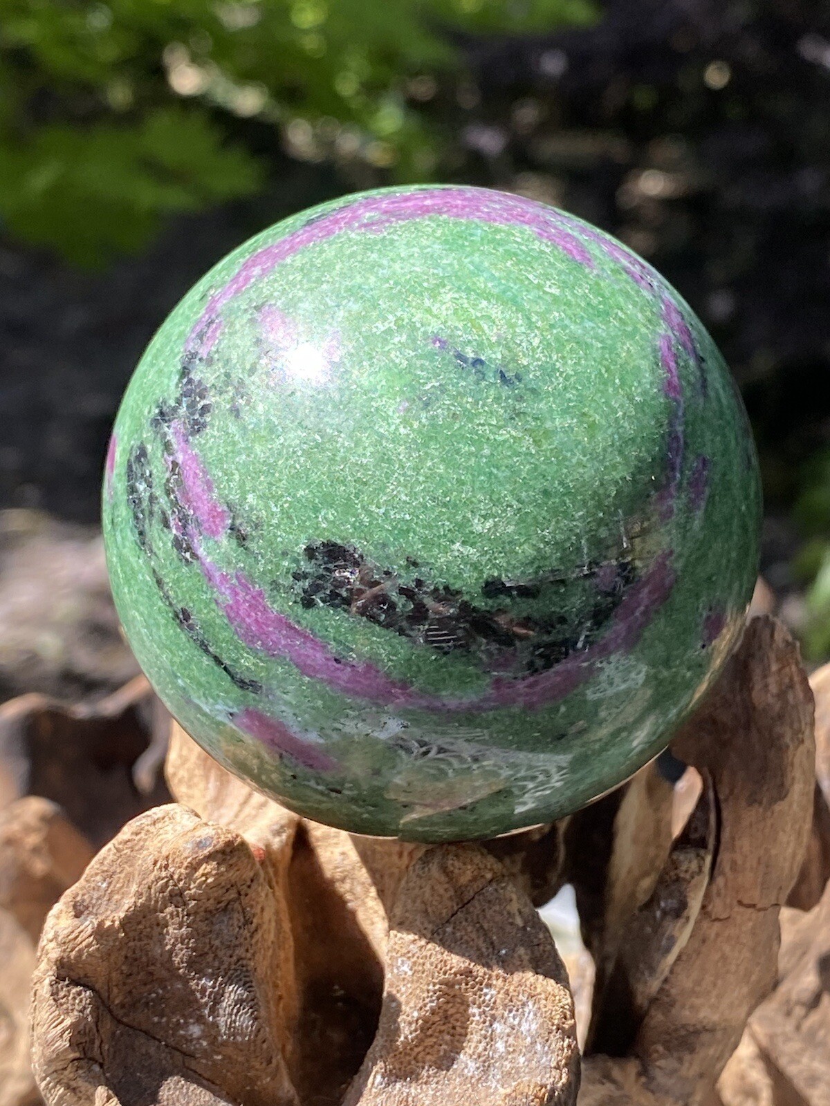 Ruby In Zoisite Ball / Anyolite 513g 9 66mm AAA+
