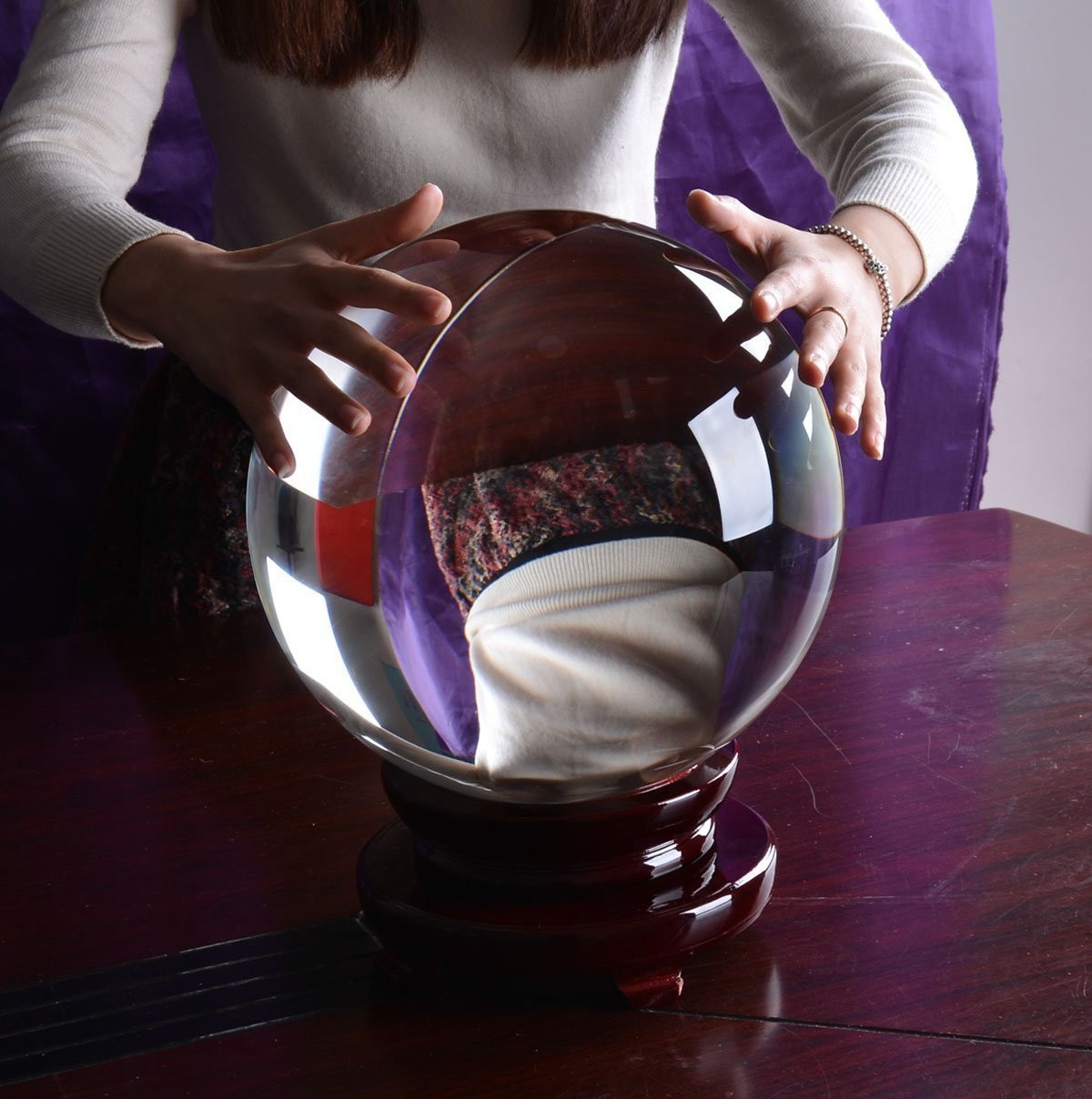 LONGWIN 250MM Clear Crystal Ball Meditation Glass Sphere Photo Prop Free Stand