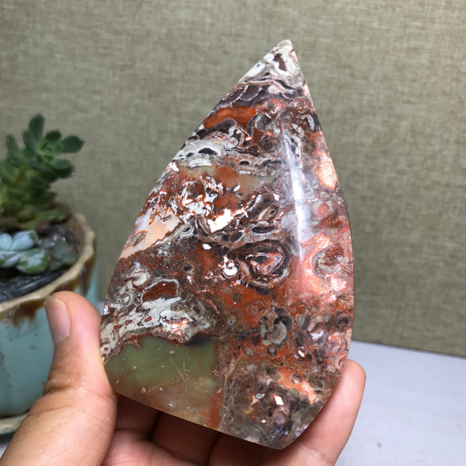Natural Indonesian Bloodstone agate point leaf Crystal specimens 164g A5133