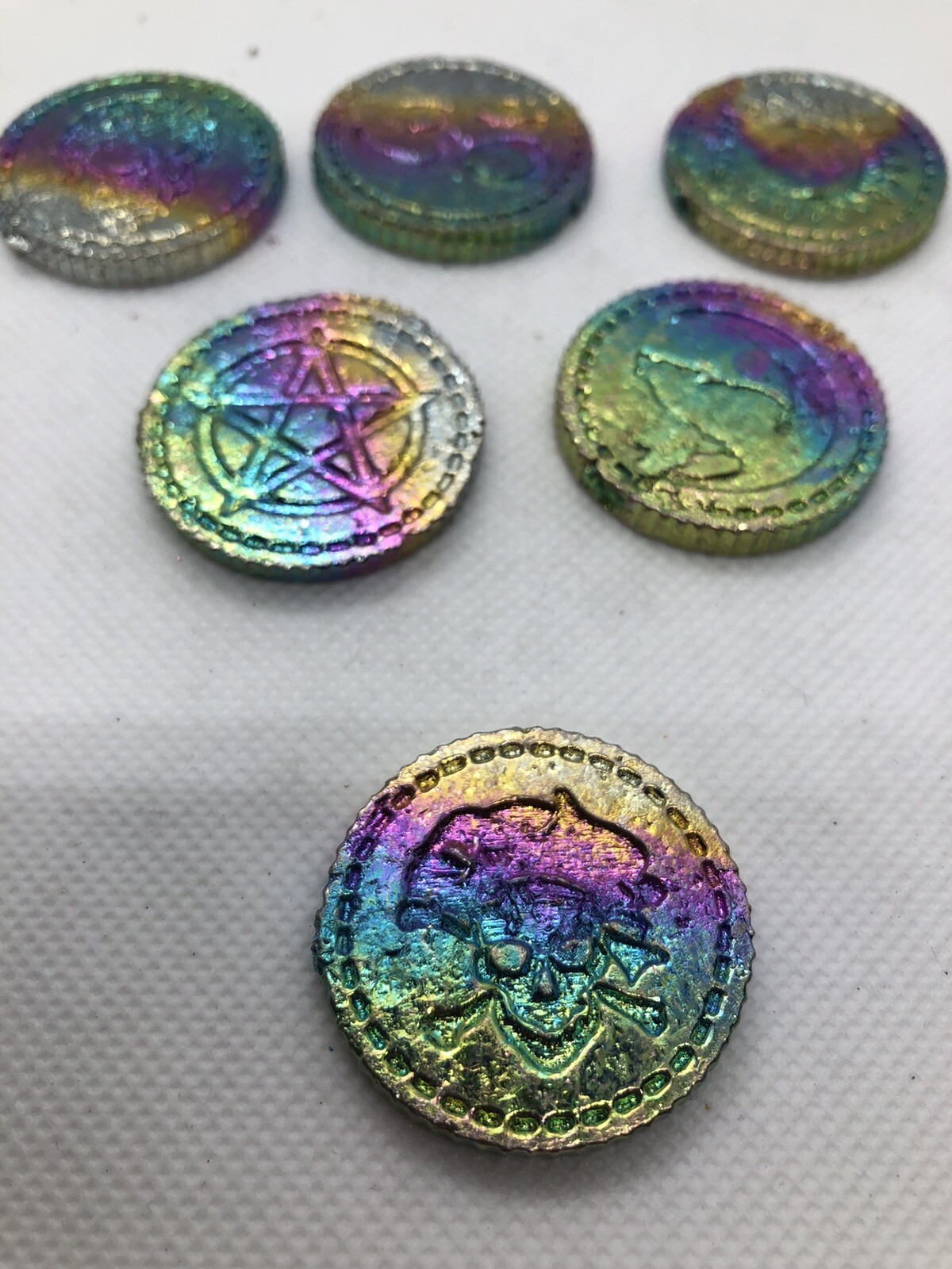 Bismuth crystal Rainbow Coin (1)